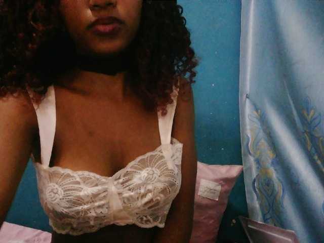 Sorayah1 live cam preview