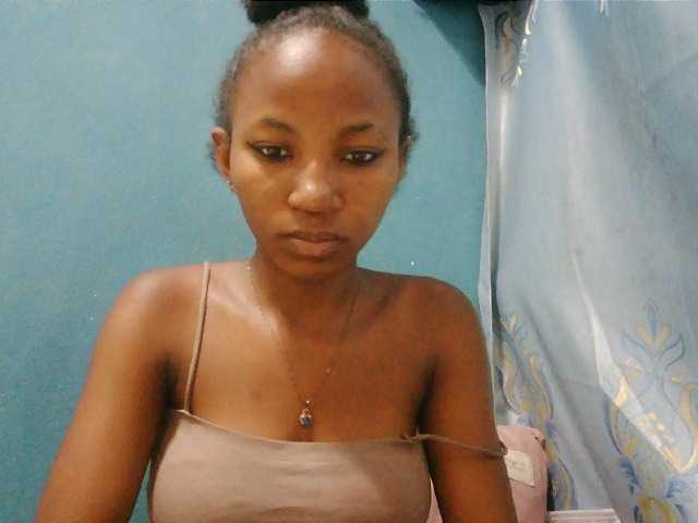 Sorayah1 live cam on BongaCams