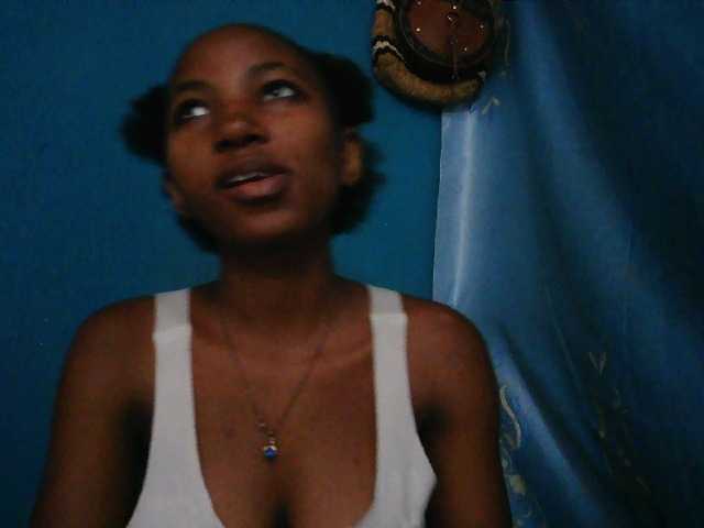 Sorayah1, live now on BongaCams