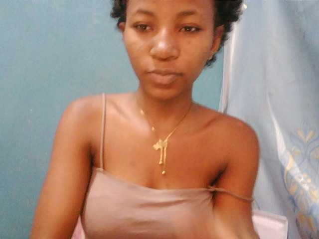 Sorayah1 live cam on BongaCams