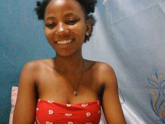 Sorayah1 live cam on BongaCams