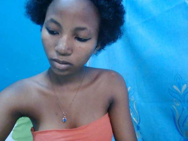 Sorayah1 live cam on BongaCams