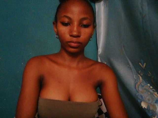 Sorayah1 live cam on BongaCams