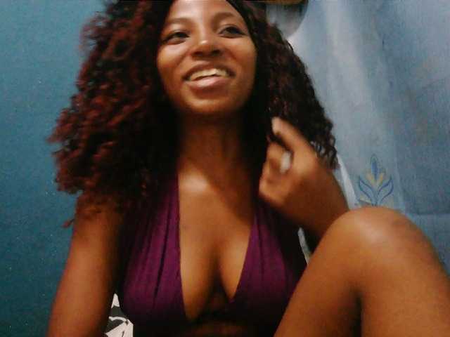 Sorayah1 live cam on BongaCams