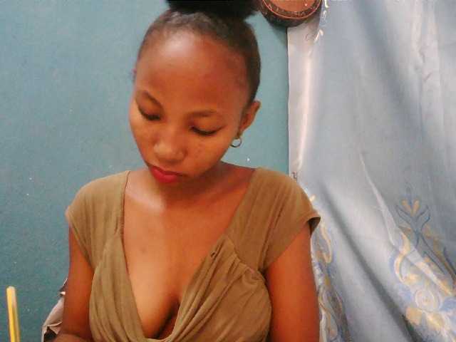 Sorayah1 live cam on BongaCams
