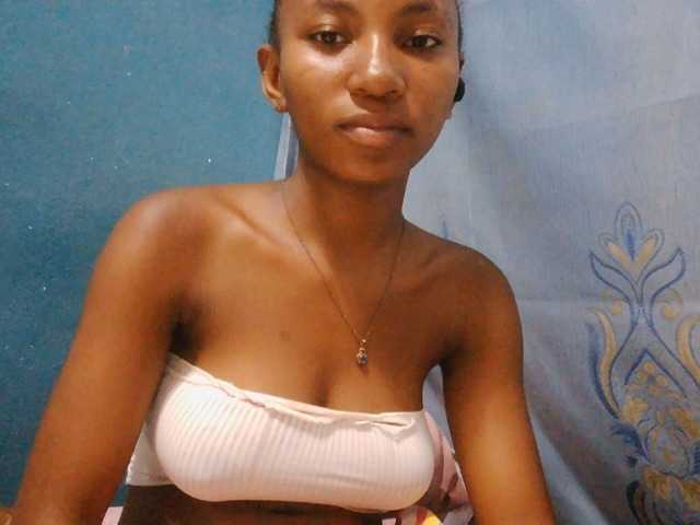 Sorayah1 live cam on BongaCams