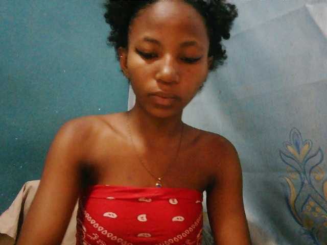 Sorayah1 live cam on BongaCams