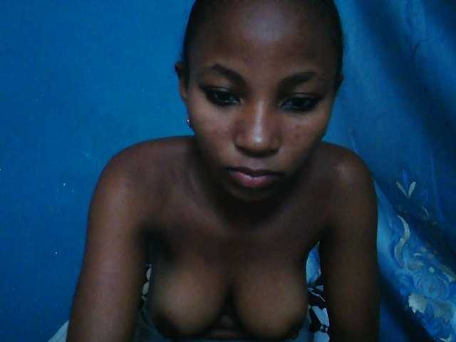 Sorayah1 live cam on BongaCams