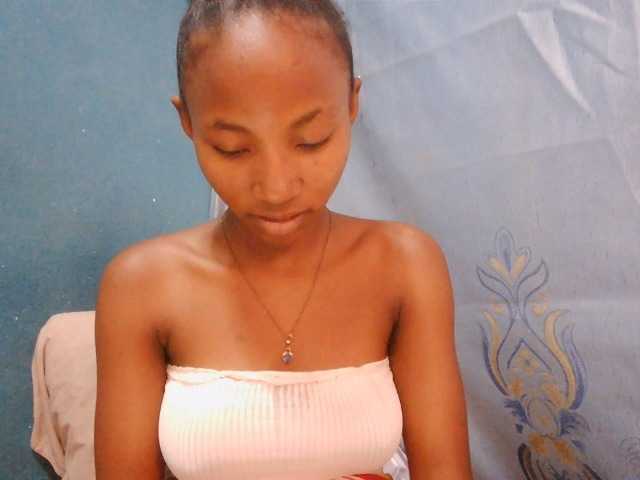Sorayah1 webcam bongacams model stream image