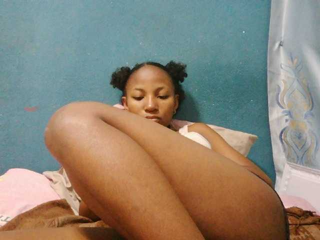 Sorayah1 live cam on BongaCams