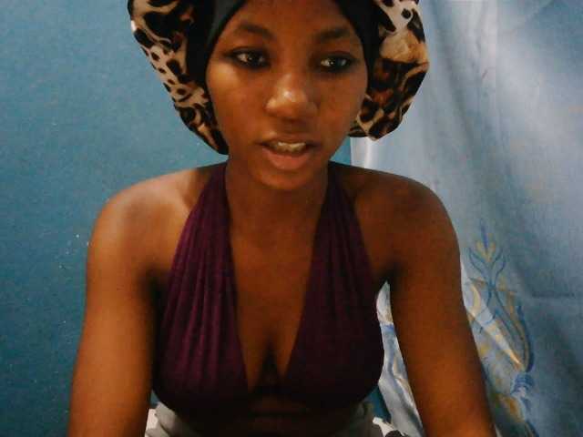 Sorayah1 live cam preview