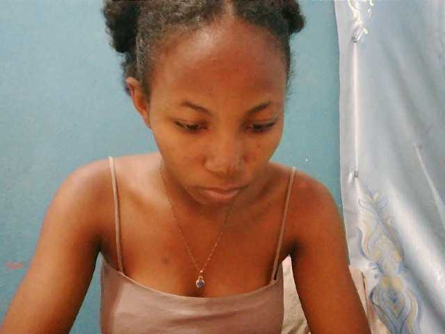 Sorayah1 live cam on BongaCams