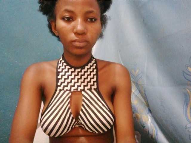 Sorayah1 live cam on BongaCams
