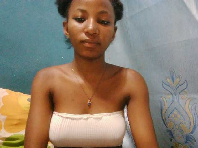 Sorayah1 live cam on BongaCams