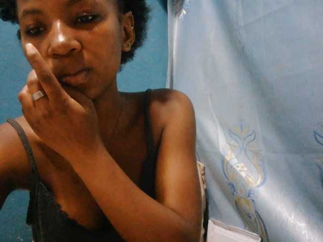 Sorayah1 live cam on BongaCams