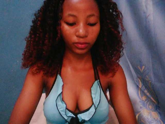 Sorayah1 live cam on BongaCams