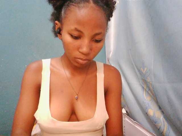 Sorayah1, en vivo ahora en BongaCams