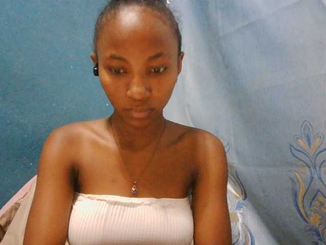 Sorayah1 live cam on BongaCams