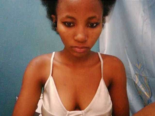 Sorayah1 live cam on BongaCams