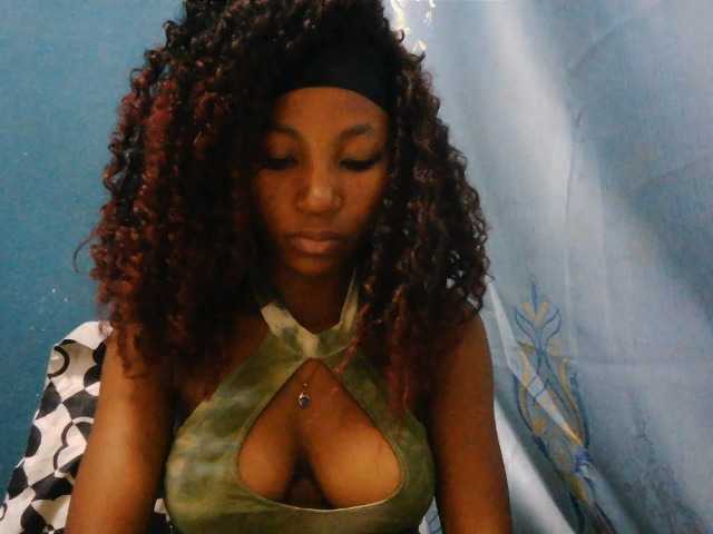 Sorayah1 live cam preview