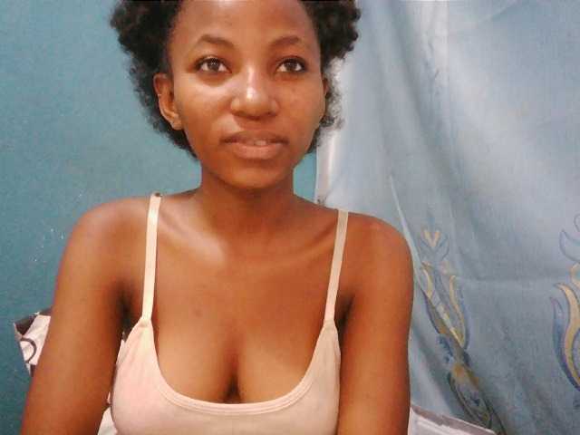 Sorayah1 live cam on BongaCams
