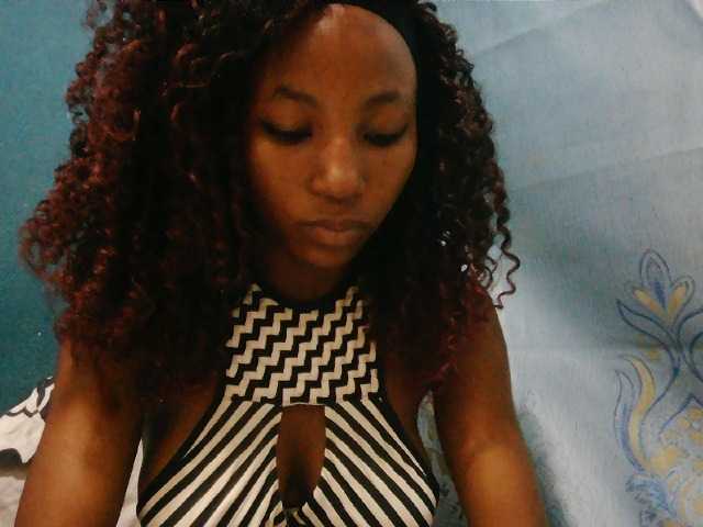 Sorayah1 live cam on BongaCams