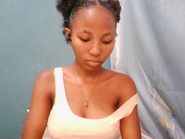 Sorayah1, live now on BongaCams