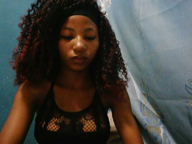 Sorayah1 live cam on BongaCams