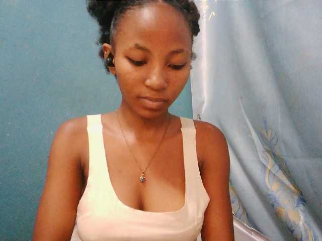 Sorayah1, en vivo ahora en BongaCams