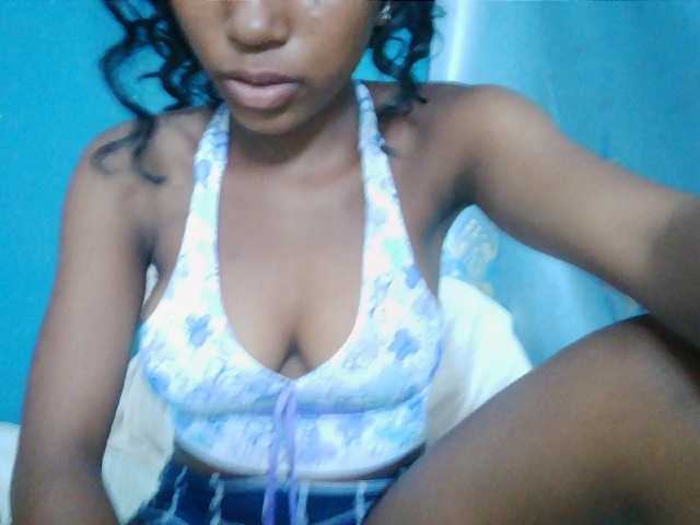Sorayah1 live cam on BongaCams