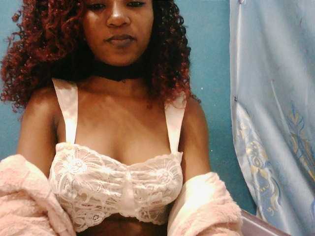 Sorayah1 live cam on BongaCams
