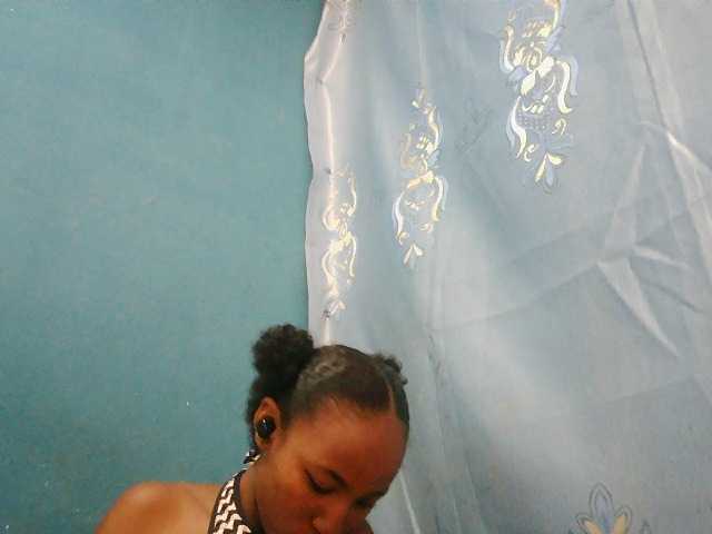 Sorayah1 live cam on BongaCams