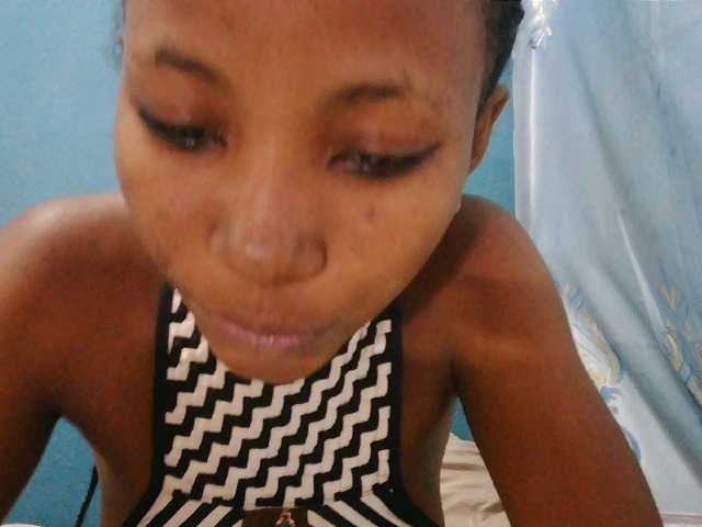 Sorayah1 live cam on BongaCams