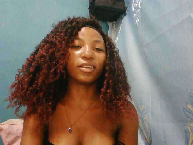 Sorayah1 live cam on BongaCams