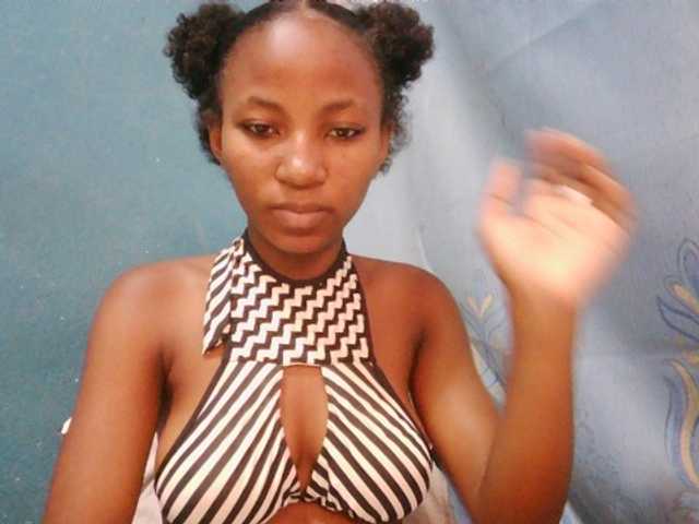 Sorayah1 live cam on BongaCams
