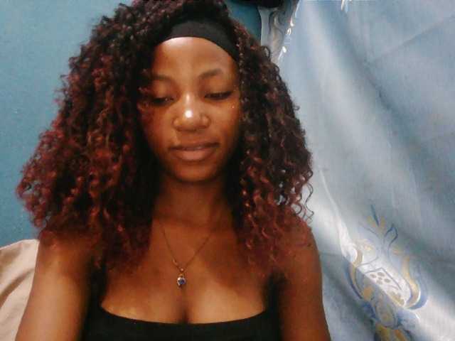 Sorayah1 live cam on BongaCams