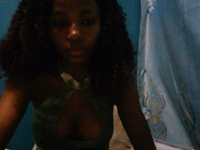 Sorayah1 live cam on BongaCams