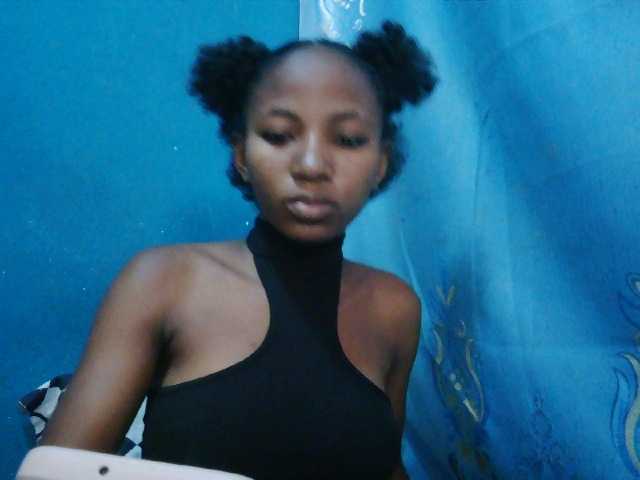 Sorayah1 live cam on BongaCams