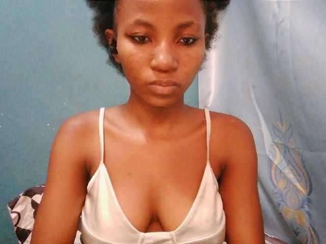 Sorayah1 live cam on BongaCams