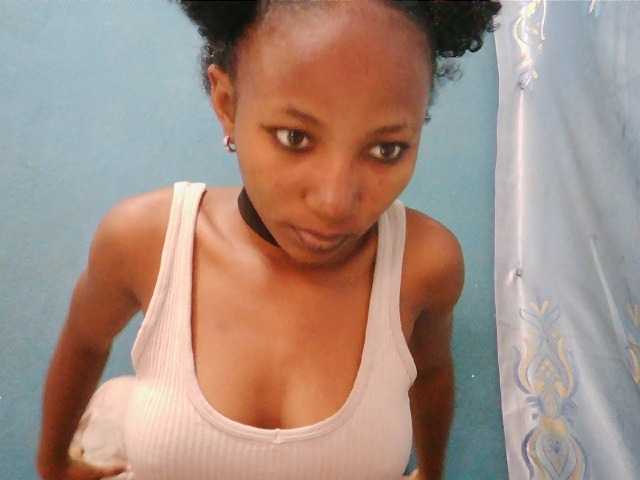 Sorayah1 live cam on BongaCams
