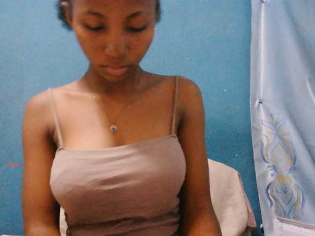 Sorayah1 live cam preview