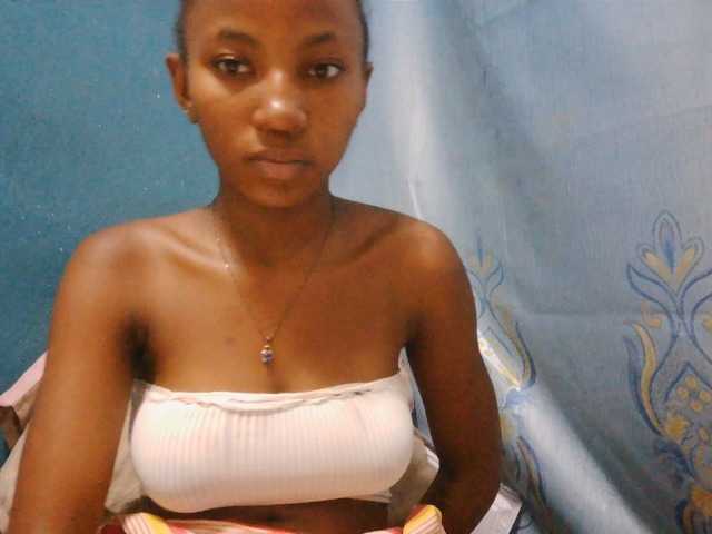 Sorayah1 live cam on BongaCams