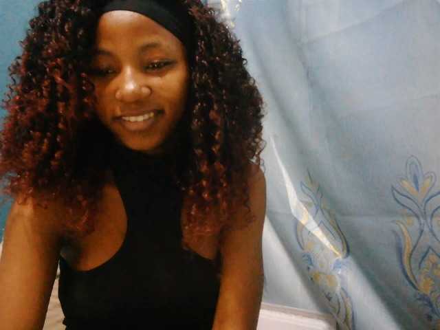 Sorayah1 live cam on BongaCams