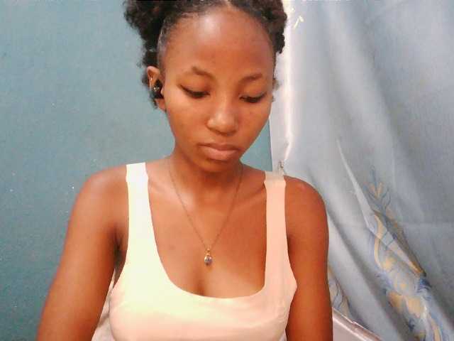 Sorayah1, en vivo ahora en BongaCams