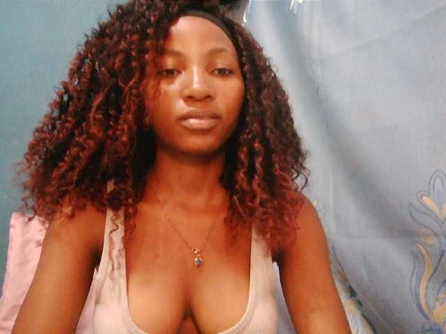 Sorayah1 webcam bongacams model stream image