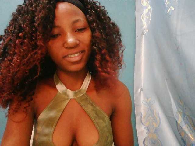 Sorayah1 live cam preview