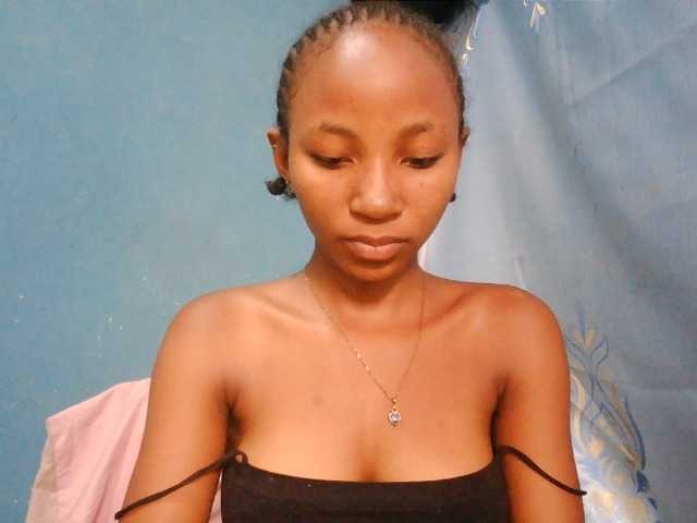 Sorayah1 live cam on BongaCams