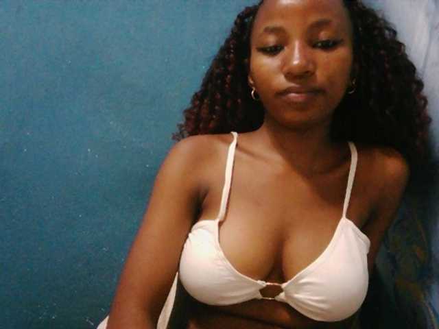 Sorayah1 live cam preview