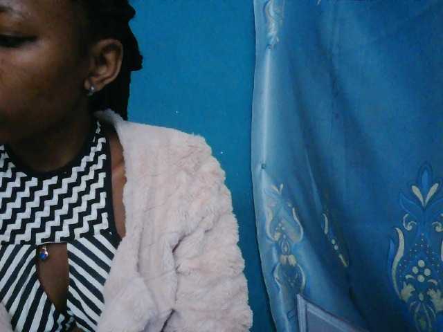 Sorayah1 live cam on BongaCams