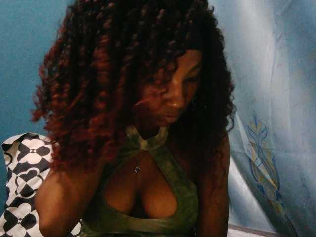 Sorayah1, en vivo ahora en BongaCams